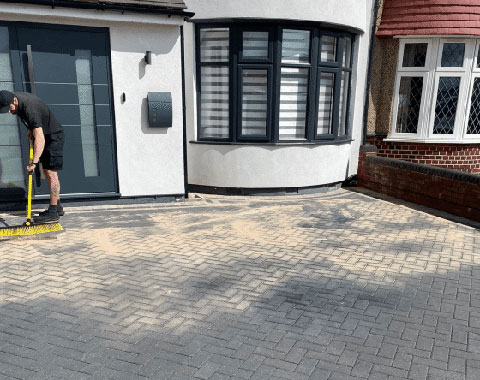 Driveway Sanding & Cleanup